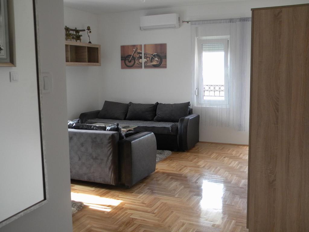 Apartment Srebrni Oblak Аранделовац Экстерьер фото