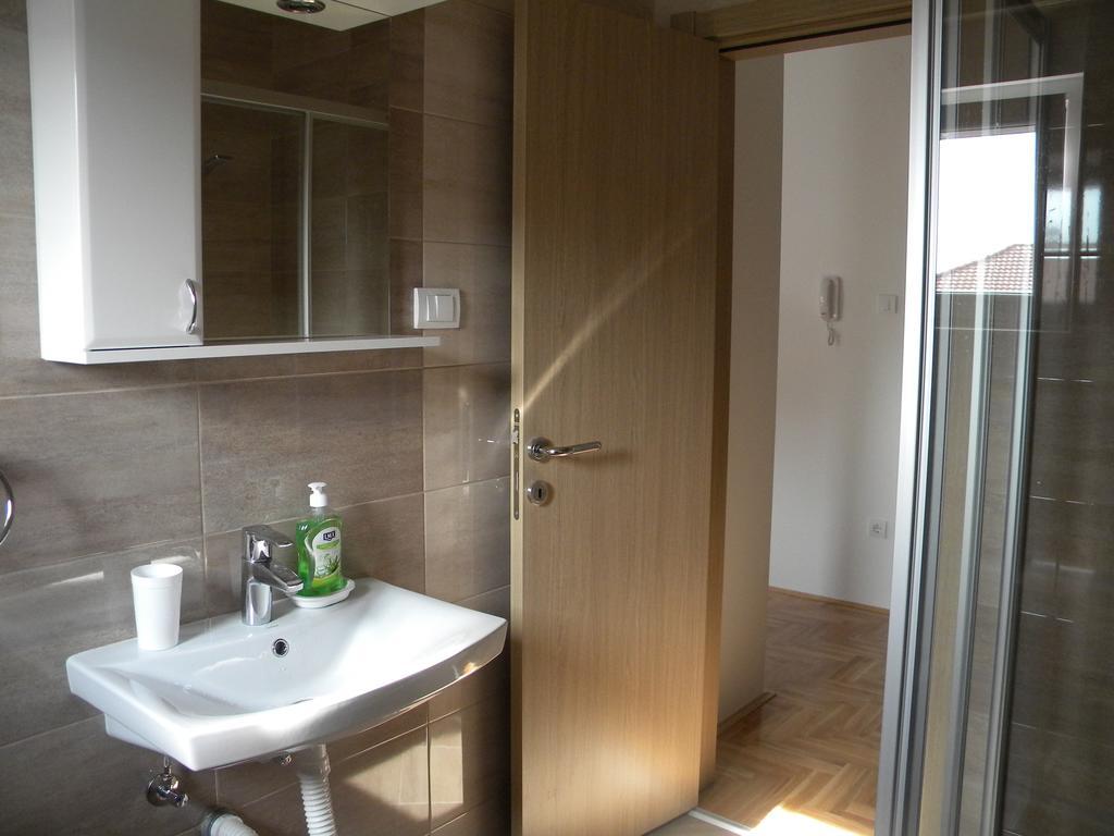 Apartment Srebrni Oblak Аранделовац Экстерьер фото